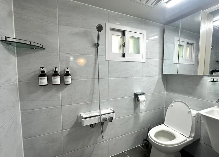 Bed and breakfast New Open Yongsan Itaewon Private Aesthetic House Night View Cafe Restaurant 3*