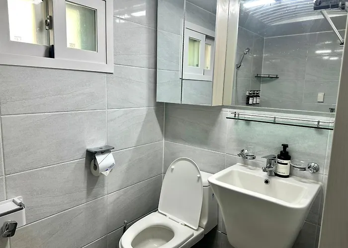 Bed and breakfast New Open Yongsan Itaewon Private Aesthetic House Night View Cafe Restaurant Seúl